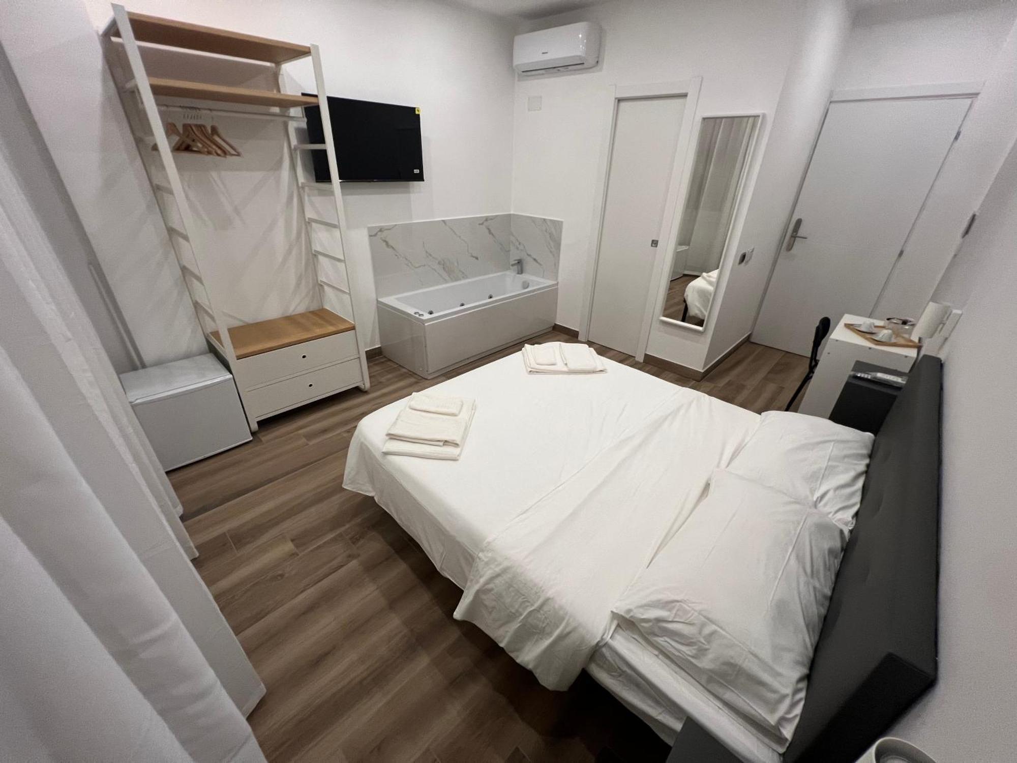 Suite 98 Roma Esterno foto