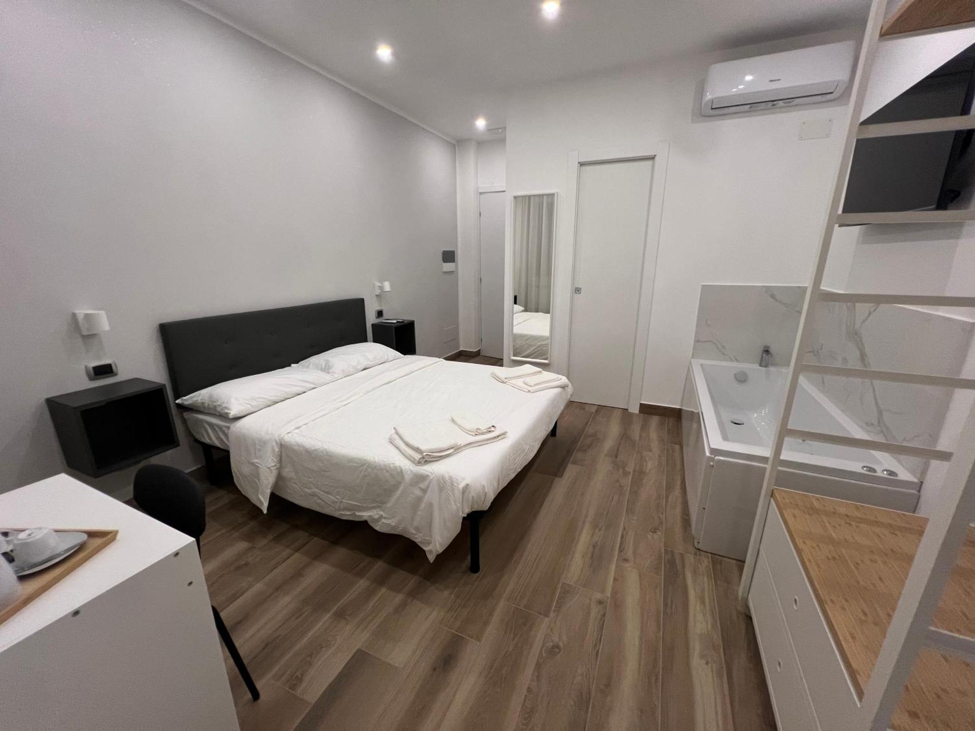 Suite 98 Roma Esterno foto