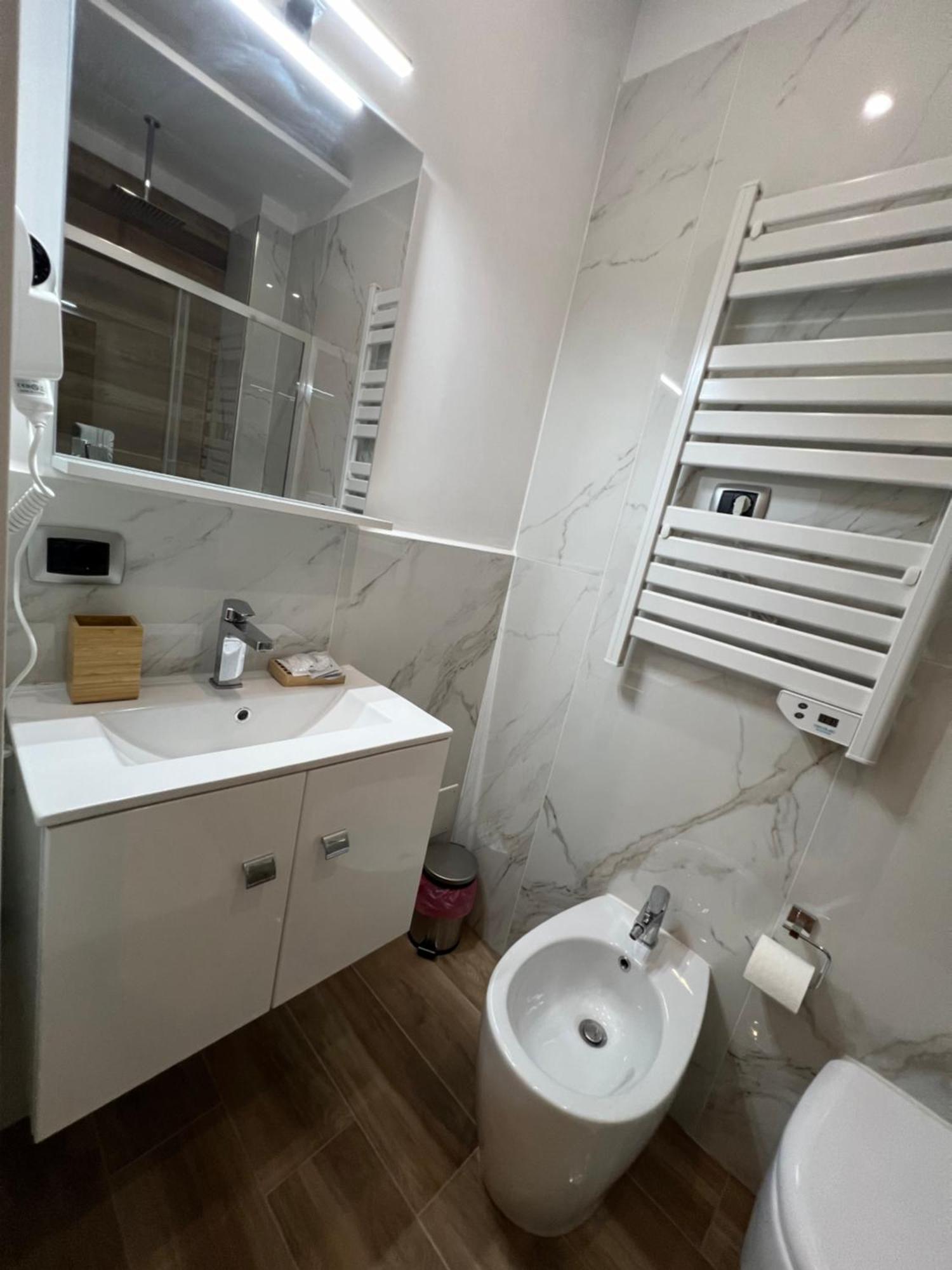 Suite 98 Roma Esterno foto