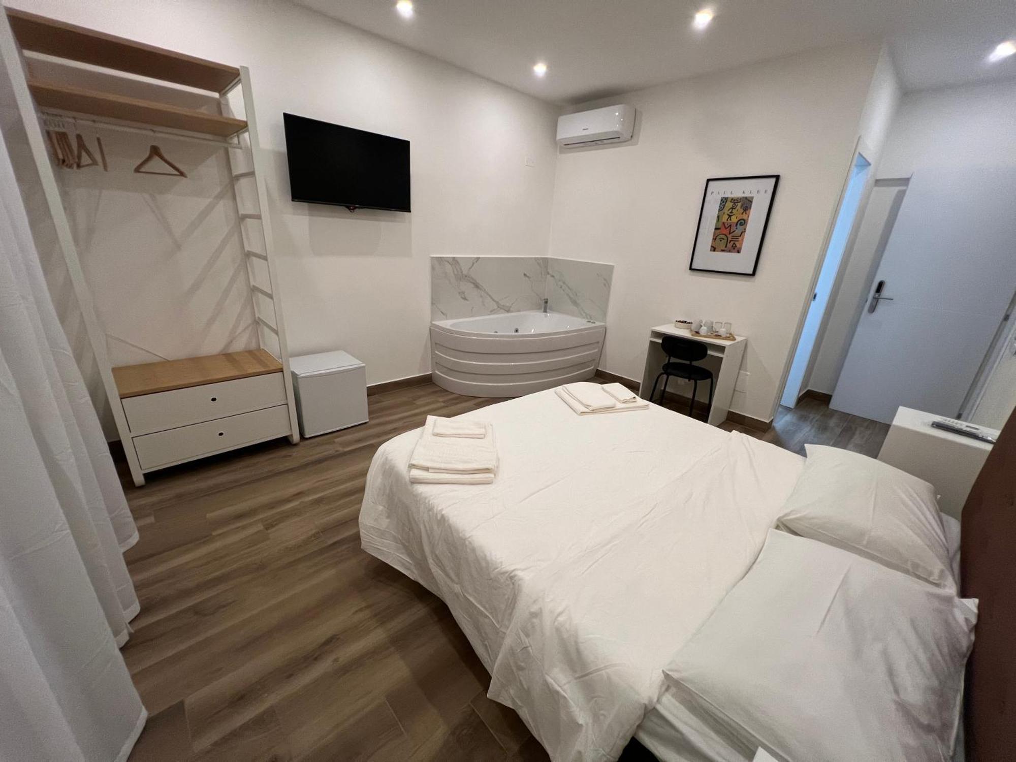 Suite 98 Roma Esterno foto